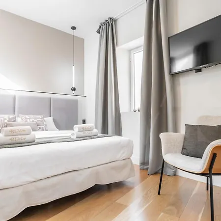 Apartment Penthouse With Terrace And Cathedral Views By Rems *